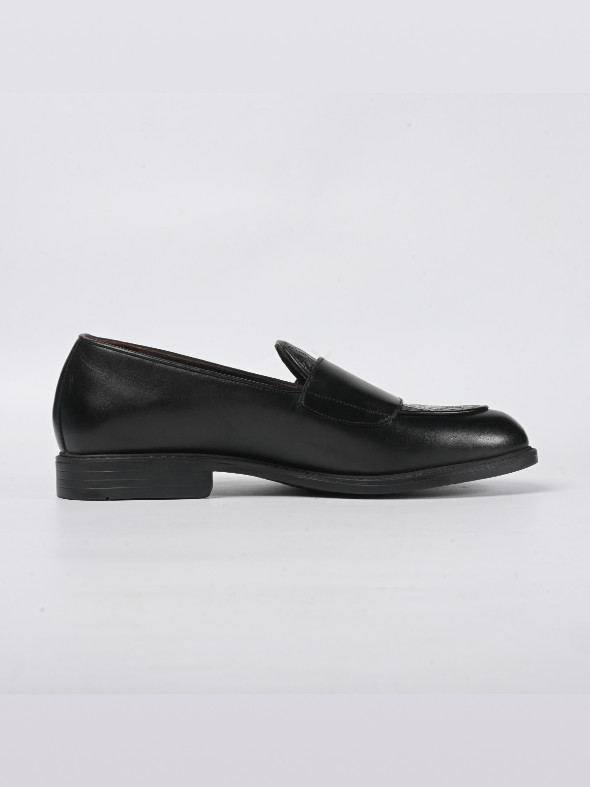 Design Buckled Loafers